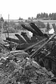 burnt-down-house-003