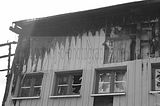 burnt-down-house-017